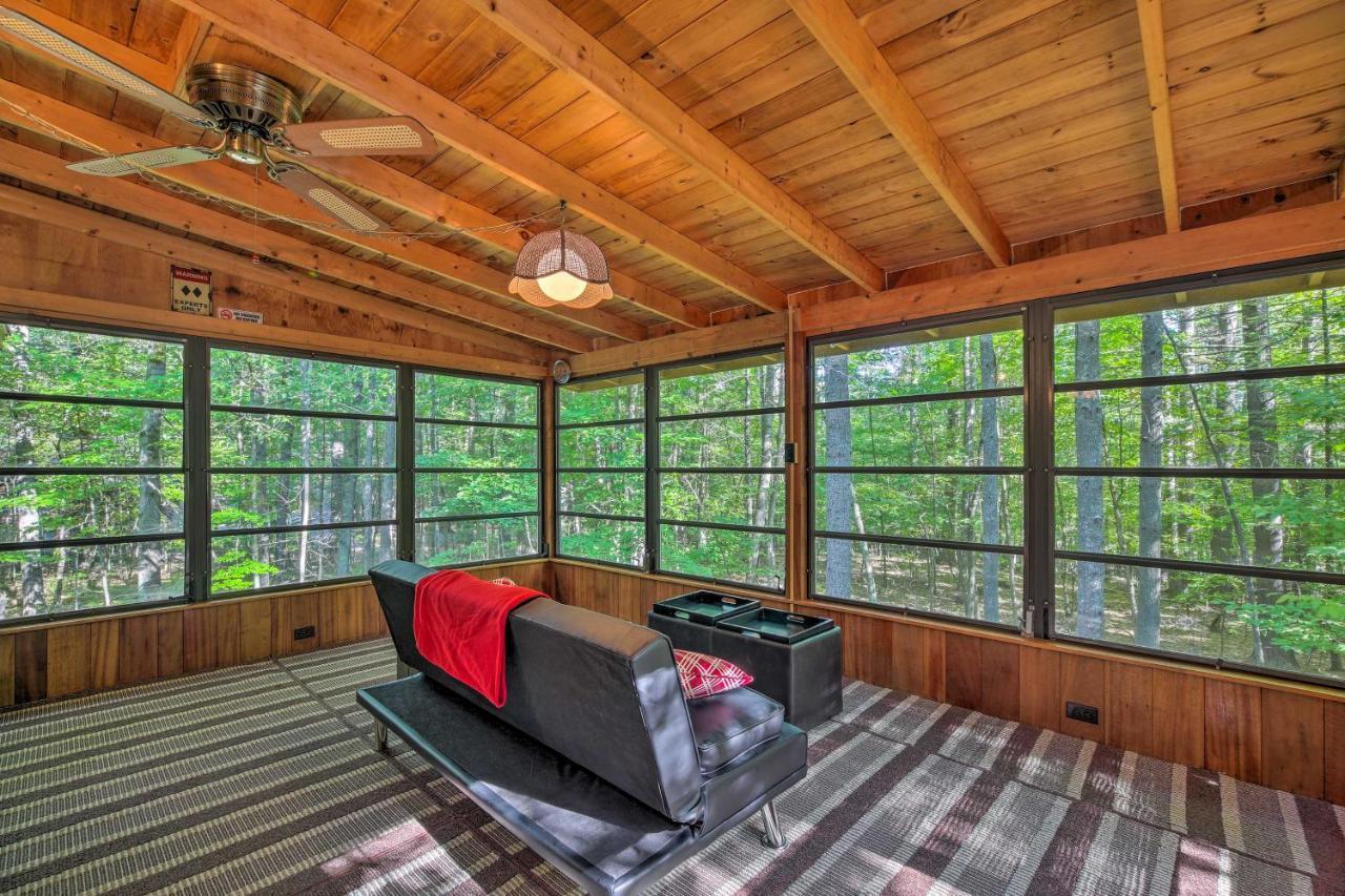 Cozy Adirondacks Cabin Walk To Lake Eaton! Jay Esterno foto